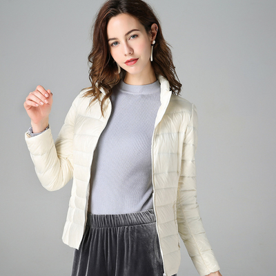 Myra | Ultralichte donsjas met elegante plooien