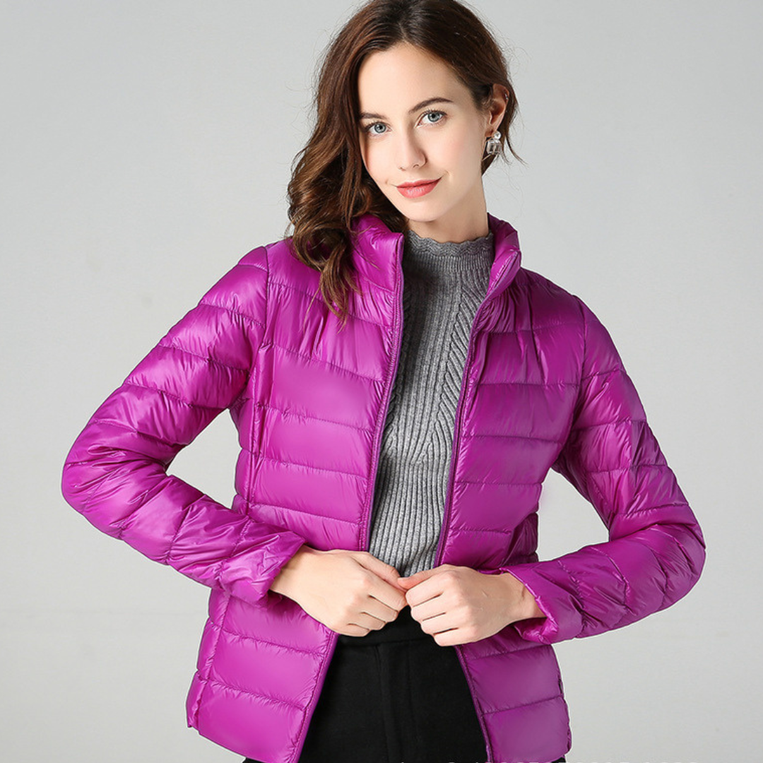 Myra | Ultralichte donsjas met elegante plooien