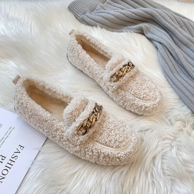 Liva | Loafers met ketting