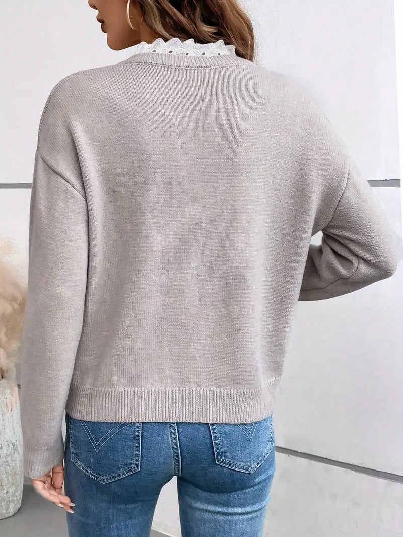 Céline | Chique Gebreide Trui met Elegante Kantkraag