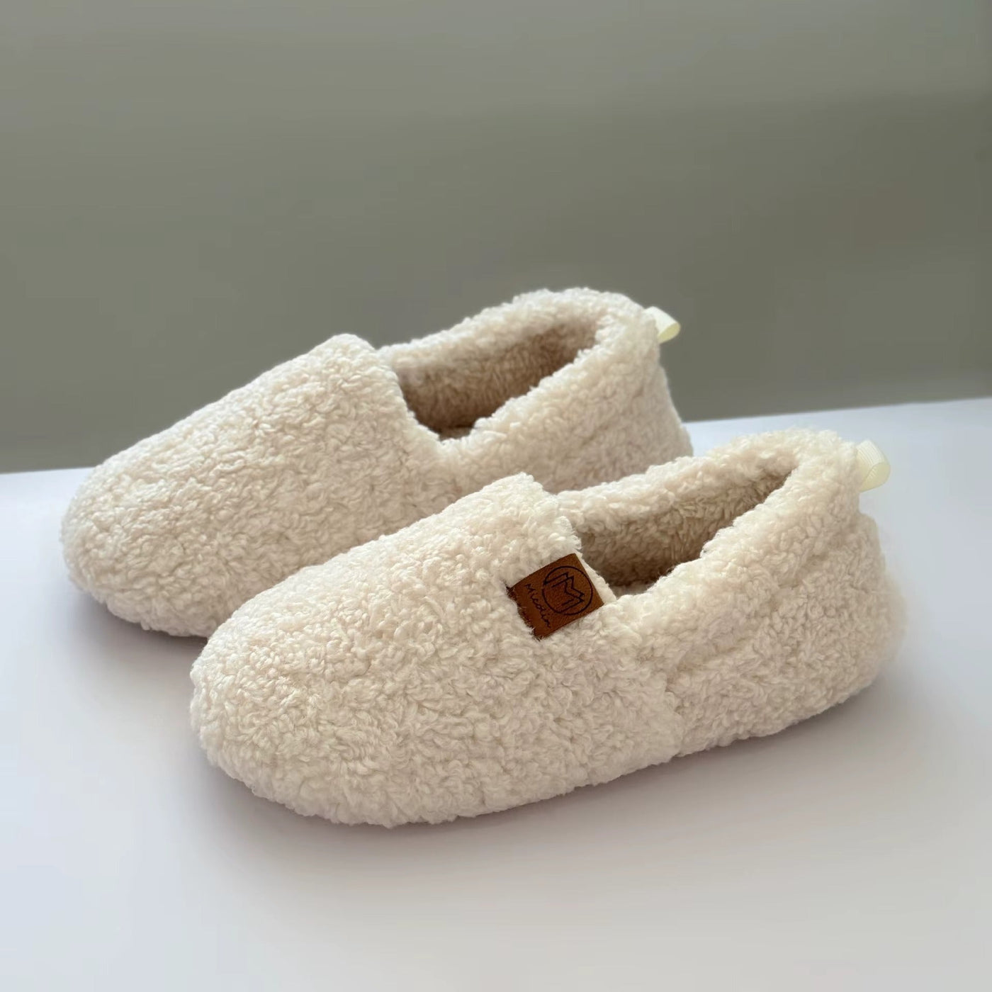 Lunessa | Fluffy loafers